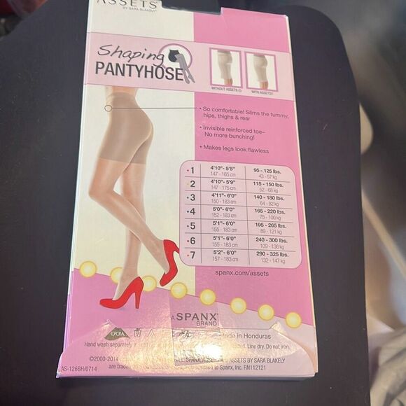 Spanx Assets Shaping Pantyhose Nude Size 1 - Picture 2 of 5
